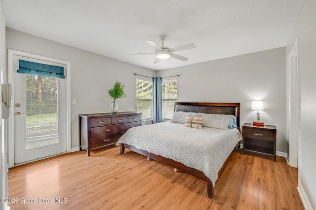 4500 Hunters Run Circle, Grant, FL 32949