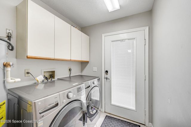 4500 Hunters Run Circle, Grant, FL 32949