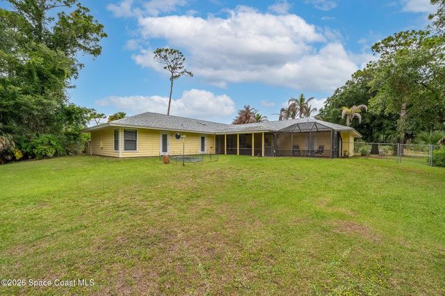 4500 Hunters Run Circle, Grant, FL 32949