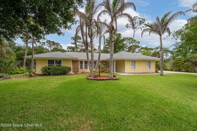 4500 Hunters Run Circle, Grant, FL 32949