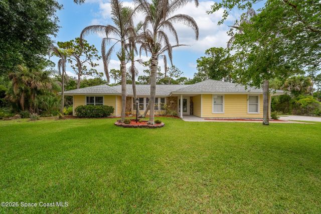 4500 Hunters Run Circle, Grant, FL 32949