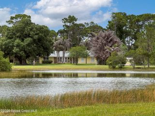 4500 Hunters Run Circle, Grant, FL 32949