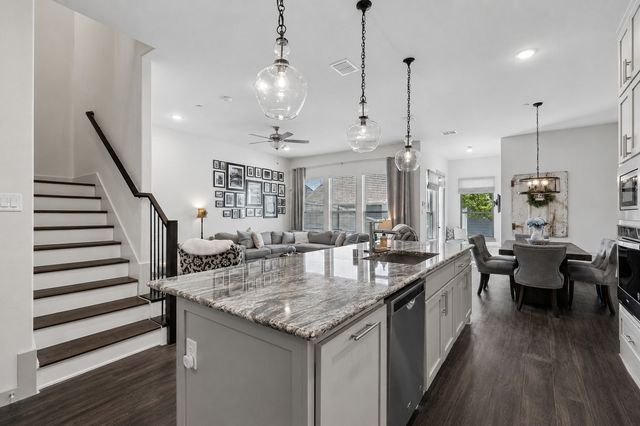 2740 N Market Square, Northlake, TX 76247