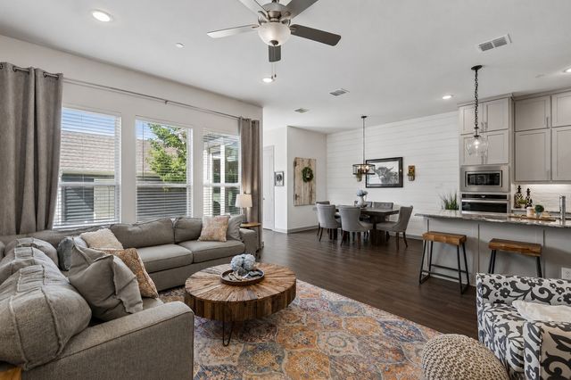 2740 N Market Square, Northlake, TX 76247