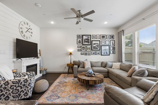 2740 N Market Square, Northlake, TX 76247