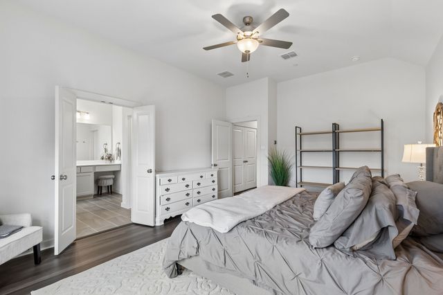 2740 N Market Square, Northlake, TX 76247