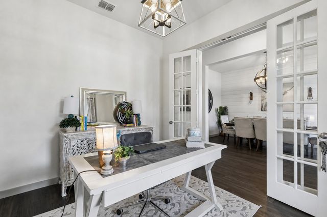 2740 N Market Square, Northlake, TX 76247