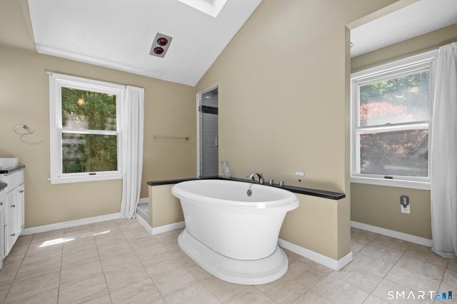 77 Hesseky Meadow Road, Woodbury, CT 06798