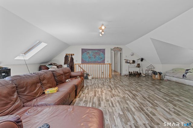 77 Hesseky Meadow Road, Woodbury, CT 06798