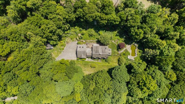 77 Hesseky Meadow Road, Woodbury, CT 06798