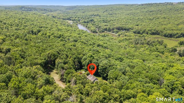 77 Hesseky Meadow Road, Woodbury, CT 06798