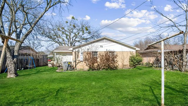 1720 Longview Street, Mesquite, TX 75149