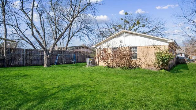 1720 Longview Street, Mesquite, TX 75149