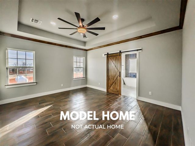 1160 Wolf Creek Drive, Blanchard, OK 73010