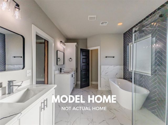 1160 Wolf Creek Drive, Blanchard, OK 73010