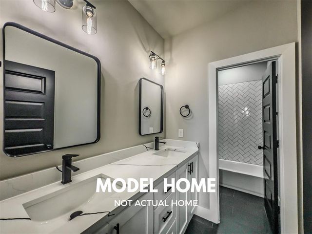 1160 Wolf Creek Drive, Blanchard, OK 73010