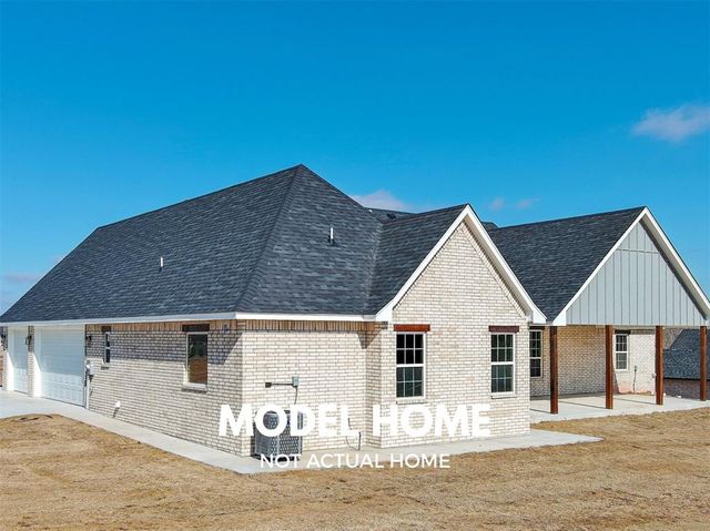 1160 Wolf Creek Drive, Blanchard, OK 73010