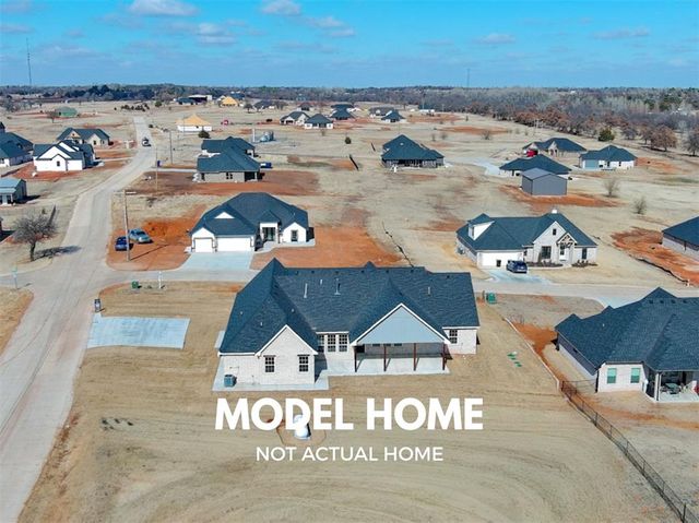 1160 Wolf Creek Drive, Blanchard, OK 73010