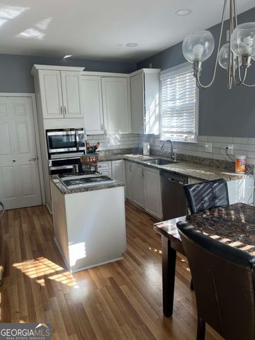 7550 Waters Edge Drive, Stone Mountain, GA 30087