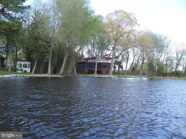 700 N SHORE DR, Milford, DE 19963