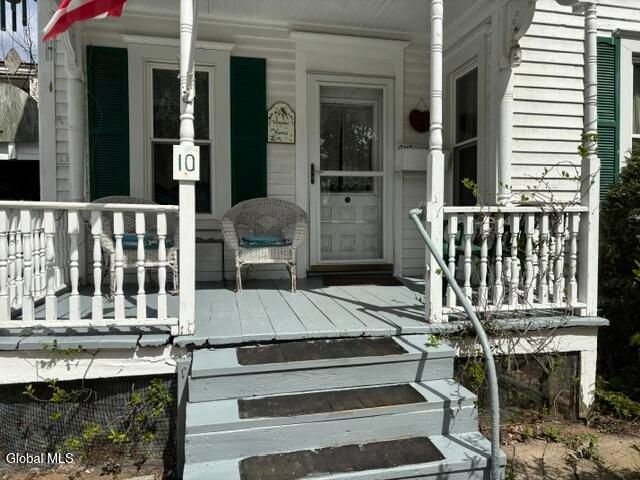 10 E Notre Dame Street, Glens Falls, NY 12801