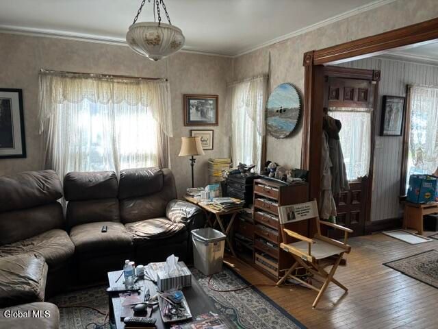 10 E Notre Dame Street, Glens Falls, NY 12801