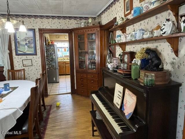 10 E Notre Dame Street, Glens Falls, NY 12801