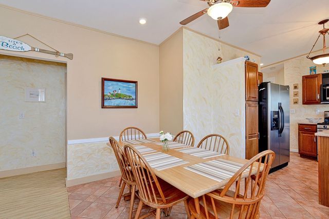 16 Warwick Rd WINTER, Gloucester, MA 01930