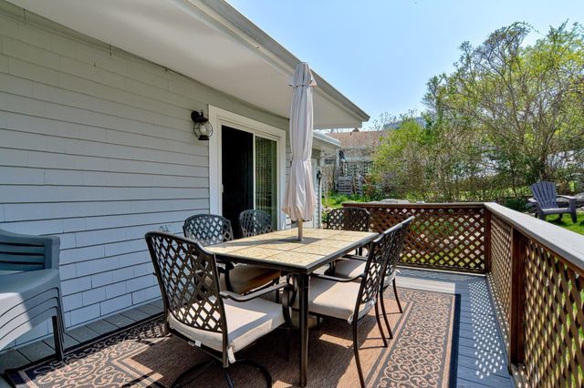 16 Warwick Rd WINTER, Gloucester, MA 01930