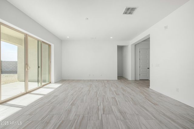 19959 W MULBERRY Drive, Buckeye, AZ 85396