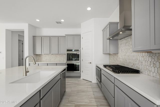 19959 W MULBERRY Drive, Buckeye, AZ 85396