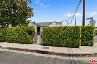 1978 S Holt Avenue, Los Angeles, CA 90034