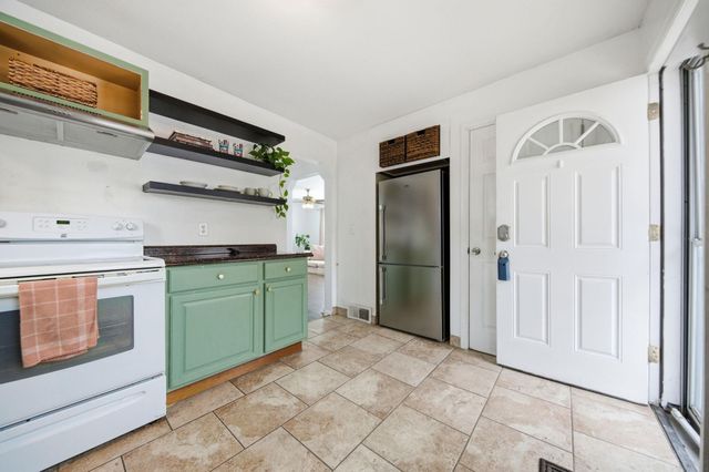 1489 Matilda Street, Saint Paul, MN 55117