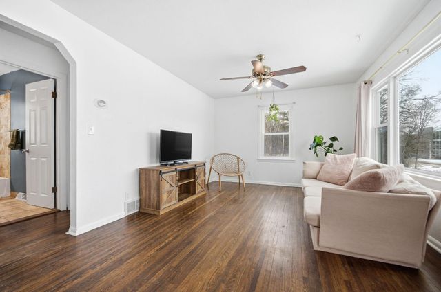 1489 Matilda Street, Saint Paul, MN 55117