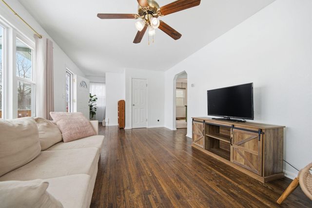 1489 Matilda Street, Saint Paul, MN 55117