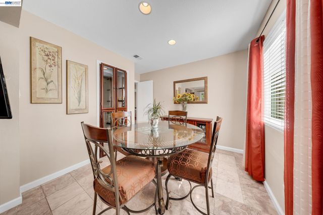 2106 Grackle Ct, Union City, CA 94587