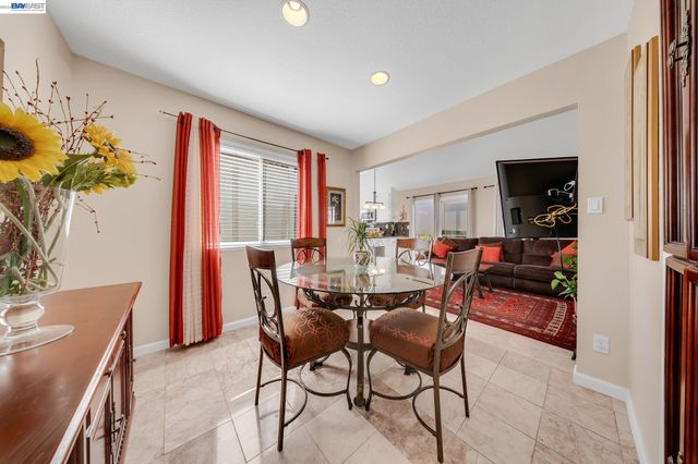 2106 Grackle Ct, Union City, CA 94587