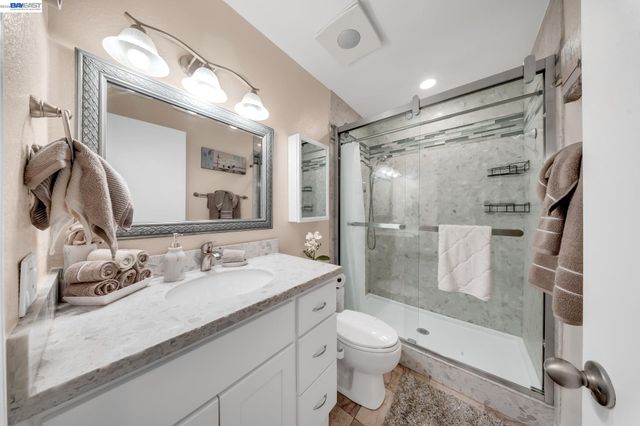 2106 Grackle Ct, Union City, CA 94587