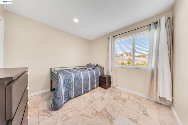 2106 Grackle Ct, Union City, CA 94587
