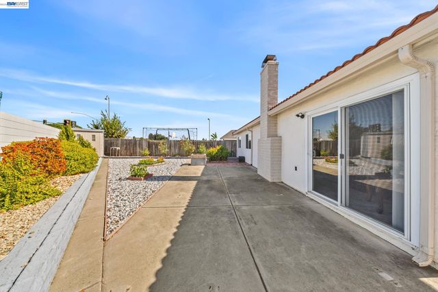 2106 Grackle Ct, Union City, CA 94587