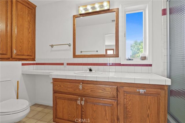 17565 Santa Monica, Fountain Valley, CA 92708