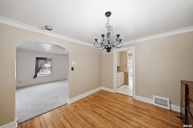 234 JOHNSON Street, East Peoria, IL 61611