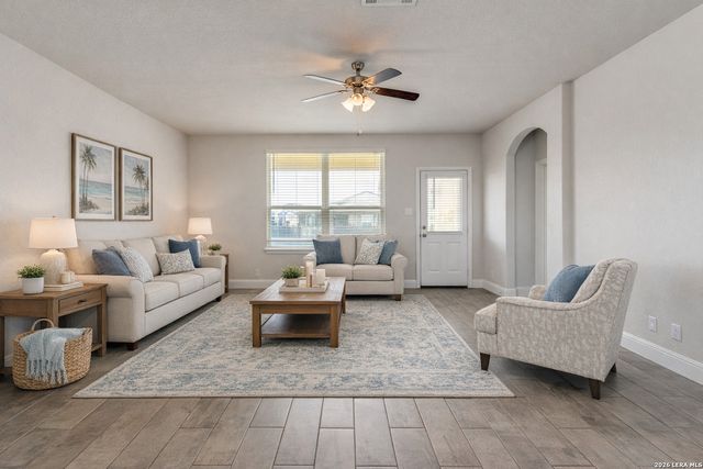 125 Sailors, Cibolo, TX 78108