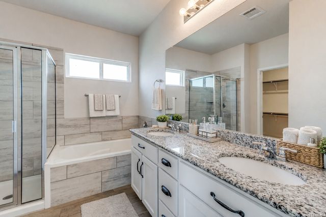 125 Sailors, Cibolo, TX 78108