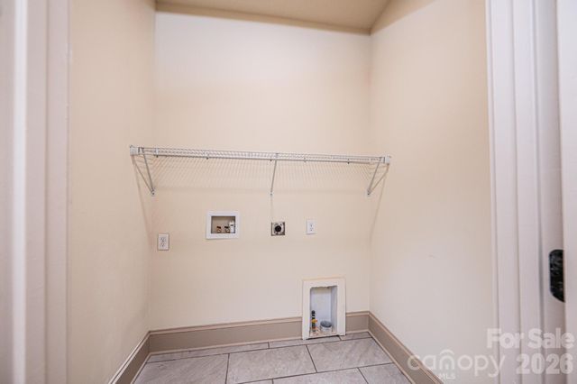 1610 Summerlin Place, Newton, NC 28658