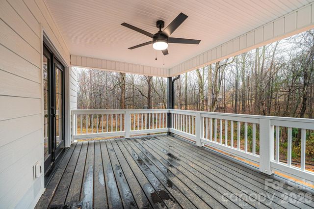 1610 Summerlin Place, Newton, NC 28658