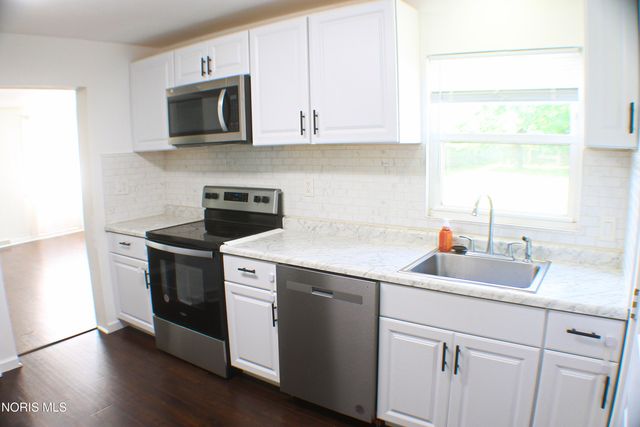 3516 Mcgregor Lane, Toledo, OH 43623