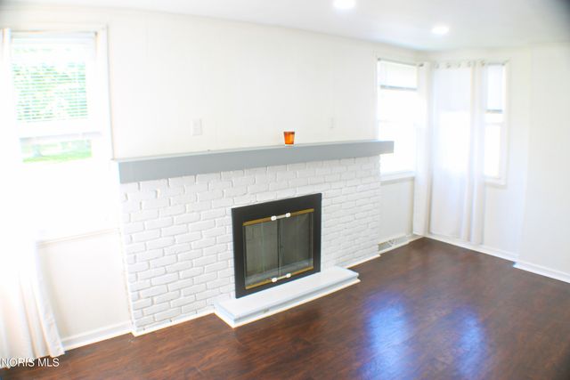 3516 Mcgregor Lane, Toledo, OH 43623
