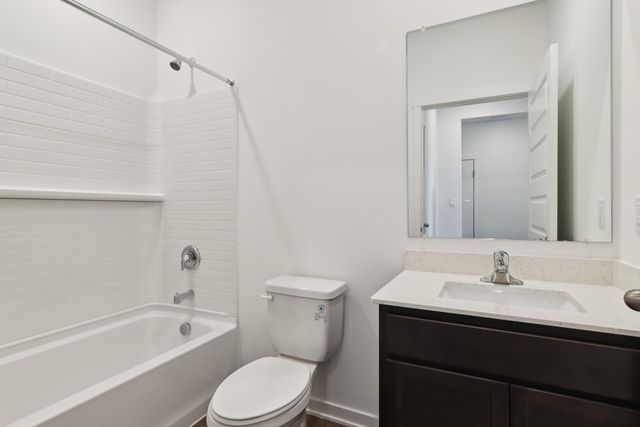 17501 W Windemere Circle, Lockport, IL 60441
