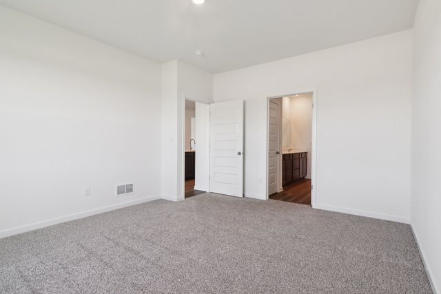 17501 W Windemere Circle, Lockport, IL 60441